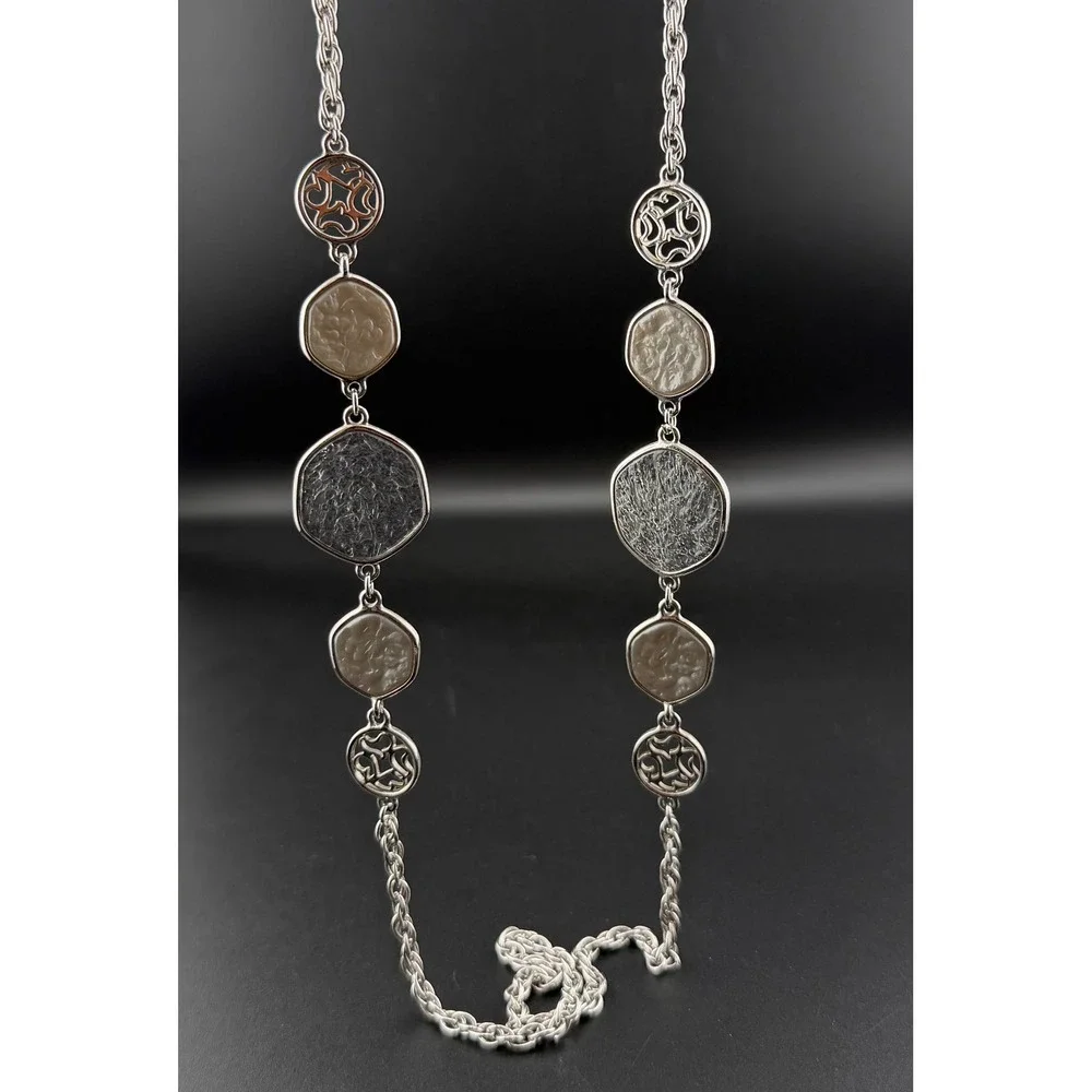 Sarah Coventry Station Necklace 37